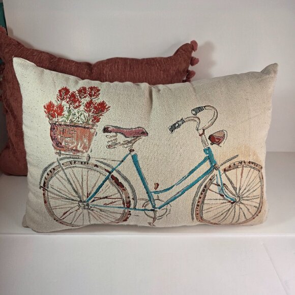 Broyhill Other - Farmhouse Lumbar Throw Pillows Love & Bicycle Floral - Set of 2